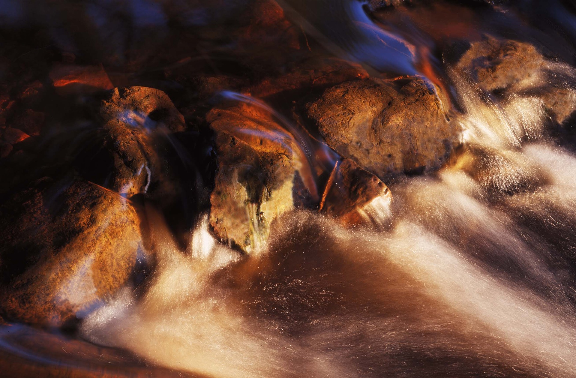 river-2887890_1920